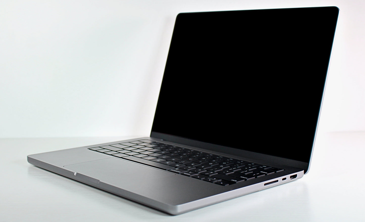 MacBook Pro (2023) 14-inch – M2 Max 38-Core GPU – 96GB RAM 4TB SSD | AC+ Like New