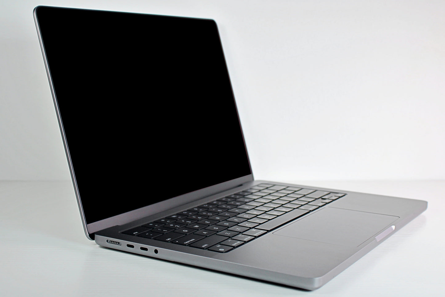 MacBook Pro (2023) 14-inch – M2 Max 38-Core GPU – 96GB RAM 4TB SSD | AC+ Like New