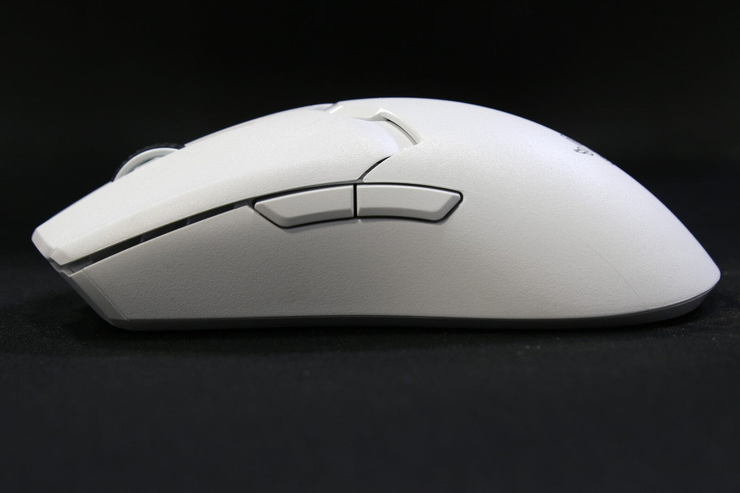 Razer Death Adder V3 Pro Gaming Mouse RZ01-04390200 โ Ultra-Lightweight โ White โ Used