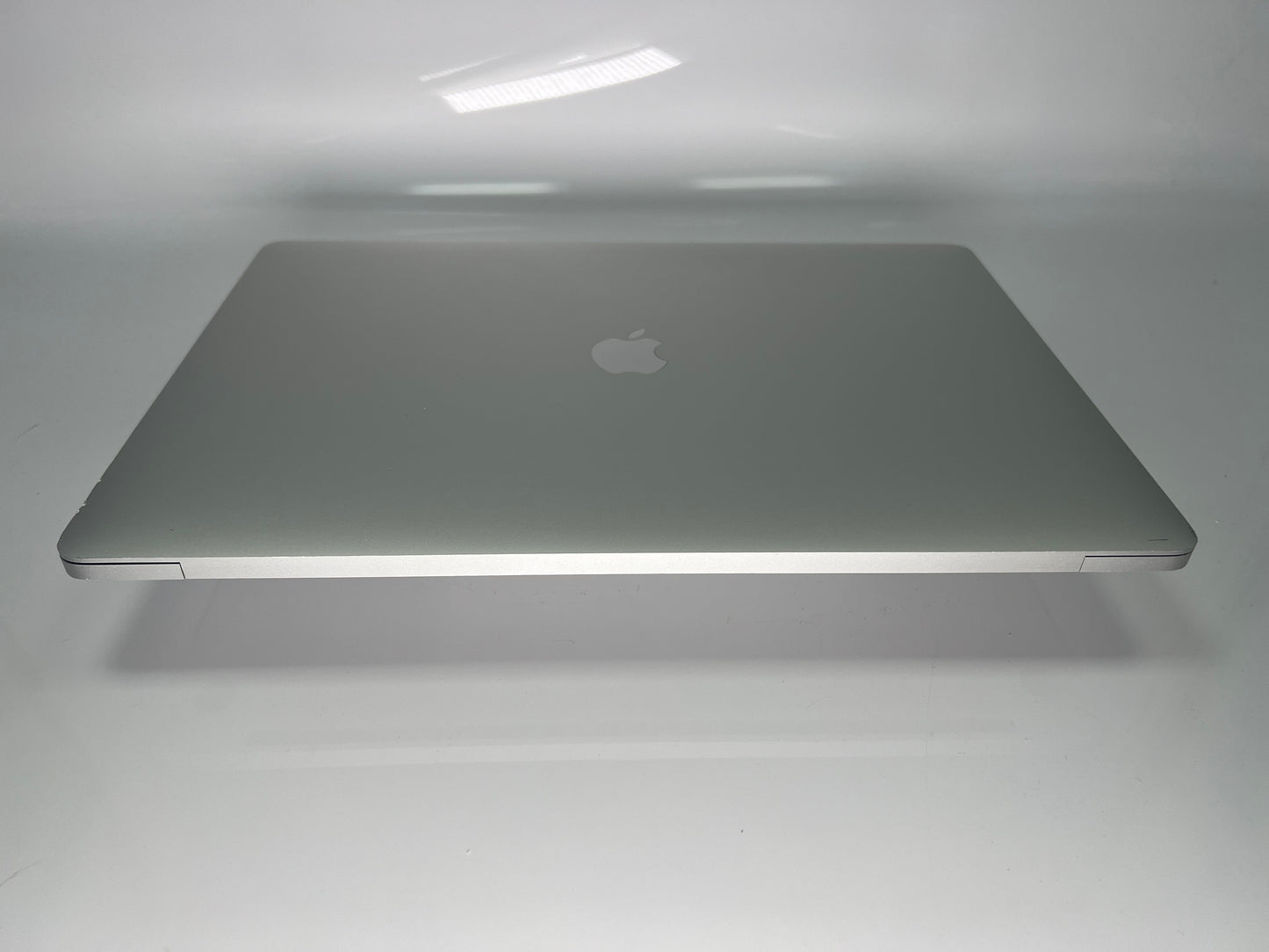 Apple MacBook Pro 2019 16-Inch 2.4GHz i9 64GB RAM 4TB SSD 5500M 4GB