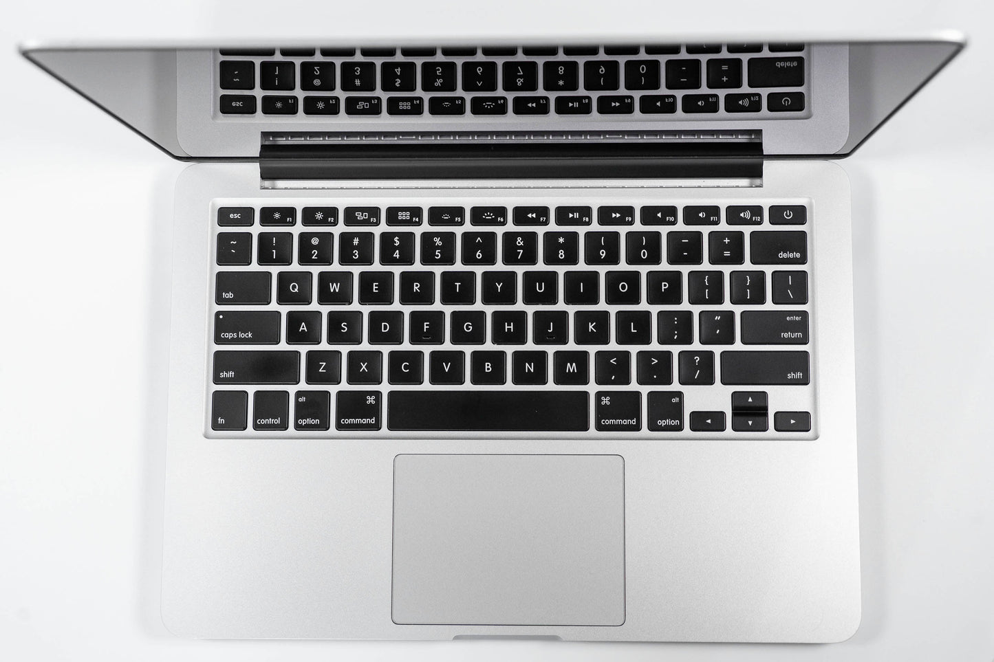 MacBook Pro (2015) 13-inch – Intel Core i5 2.7GHz – Iris Graphics 6100