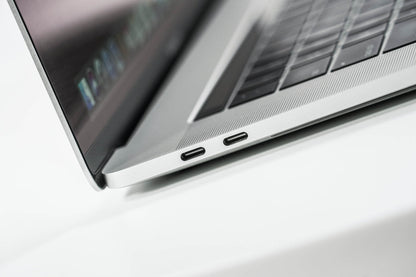 MacBook Pro (2019) 15-inch – Intel Core i9 2.4GHz – 32GB RAM 512GB SSD – 4 Cycles