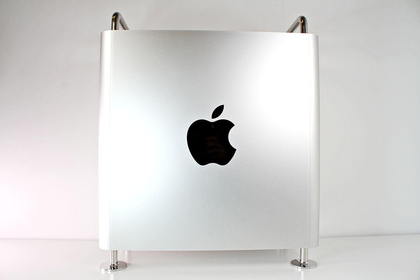 2019 Apple Mac Pro Desktop A1991 2.7GHz 24-Core