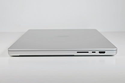 MacBook Pro (2021) 16-inch – Apple M1 Max 10-Core CPU & 32-Core GPU – Silver