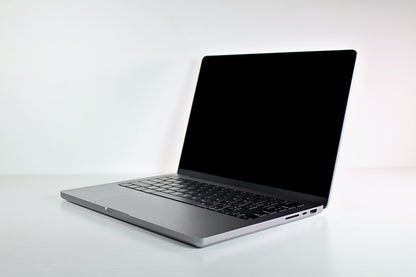 Apple MacBook Pro (2021) 14-inch M1 Max 32-Core GPU 64GB RAM 4TB SSD