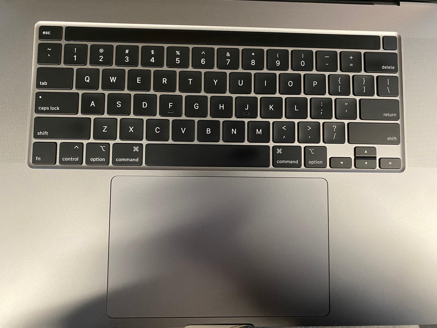 MacBook Pro (2019) 16-Inch - 2.4GHz Core i9 - 5500M - 32GB - 2TB SSD - Space Grey