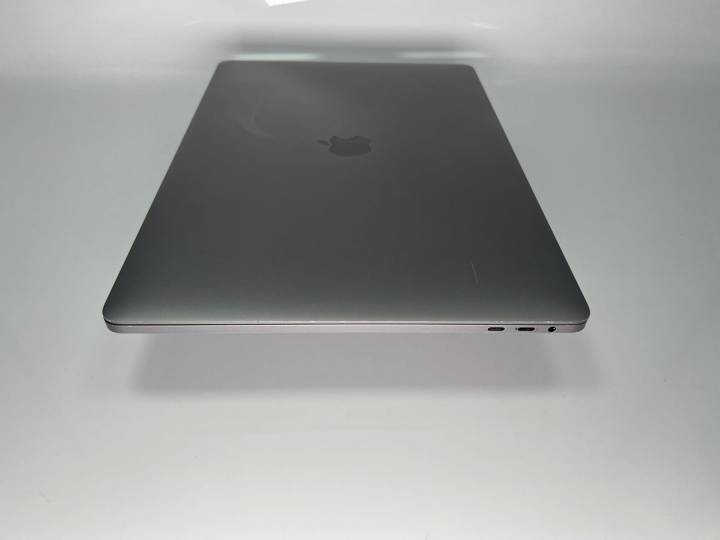 Apple MacBook Pro 15" (2016) – i7 2.7GHz – 16GB RAM – 512GB SSD – For Parts Only