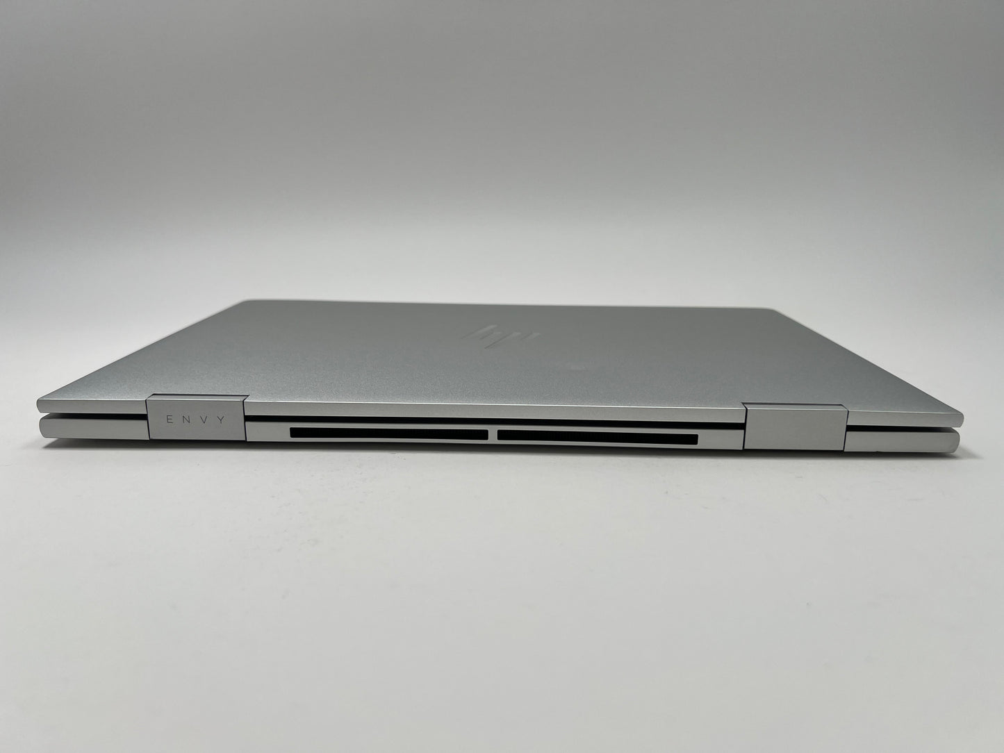 HP Envy x360 (2021) 15.6-inch FHD Touch – Intel Core i7 2.8GHz – 16GB RAM 512GB SSD