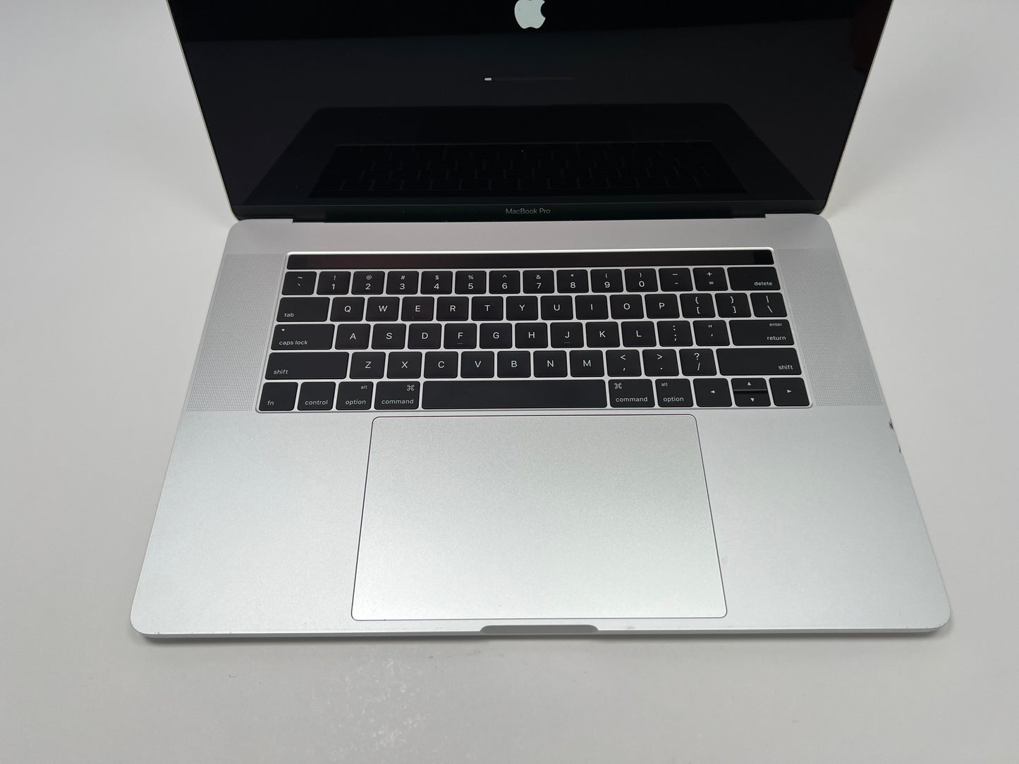 MacBook Pro (2016) 15-inch – Intel Core i7 2.9GHz – 16GB RAM 1TB SSD – For Parts or Repair