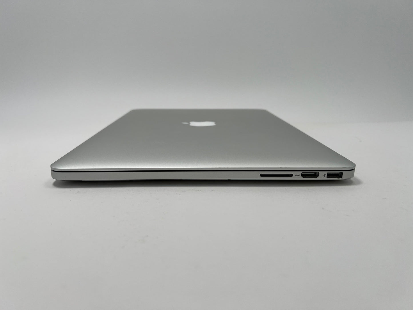 MacBook Pro (2015) 15-inch – Intel Core i7 2.8GHz – 16GB RAM 512GB SSD – Radeon R9 M370X