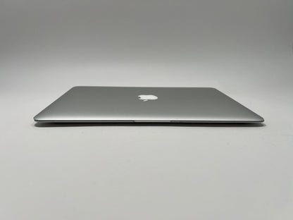 MacBook Air (2014) 13-inch – Intel Core i5 1.4GHz – 4GB RAM 256GB SSD
