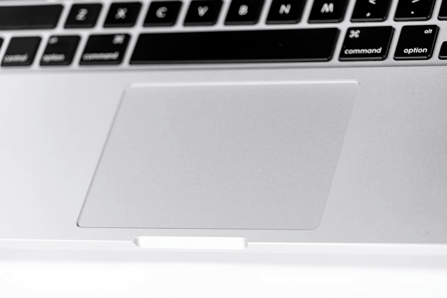 MacBook Pro (2015) 13-inch – Intel Core i5 2.7GHz – Iris Graphics 6100