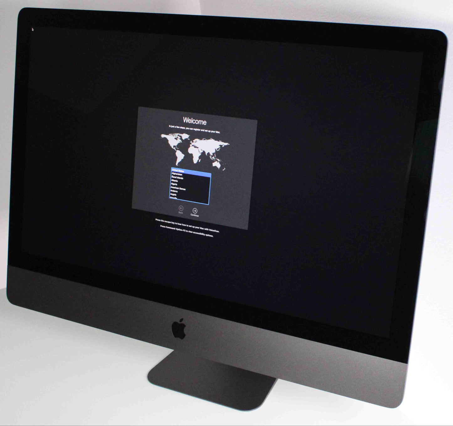 iMac Pro (2017) 27-inch 5K – Intel 10-Core Xeon W – 128GB RAM 2TB SSD • Radeon Pro Vega 56