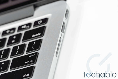 MacBook Pro (Early 2015) 13-Inch - 2.7GHz Core i5 - 16GB RAM - 512GB SSD