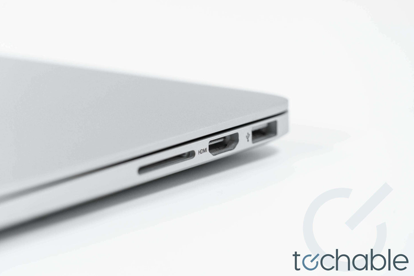 MacBook Pro (Early 2015) 13-Inch - 2.7GHz Core i5 - 16GB RAM - 512GB SSD