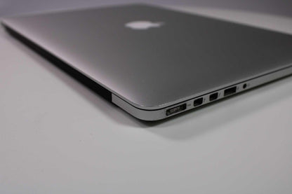 Apple MacBook Pro 15-inch 2013 2.8GHz Core i7 16GB RAM Dual GPU (Wear & Tear Special)