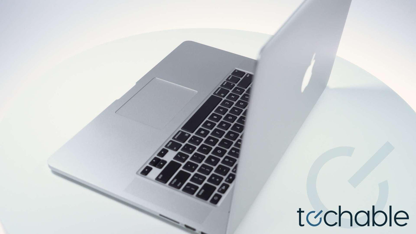 Apple MacBook Pro 15" Mid 2015 - Core i7 2.8GHz - MJLU2LL/A
