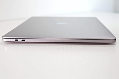 2018 Apple MacBook Pro 15-Inch Core i9 2.9GHz-4.8GHz 32GB RAM 1TB SSD (Silver)
