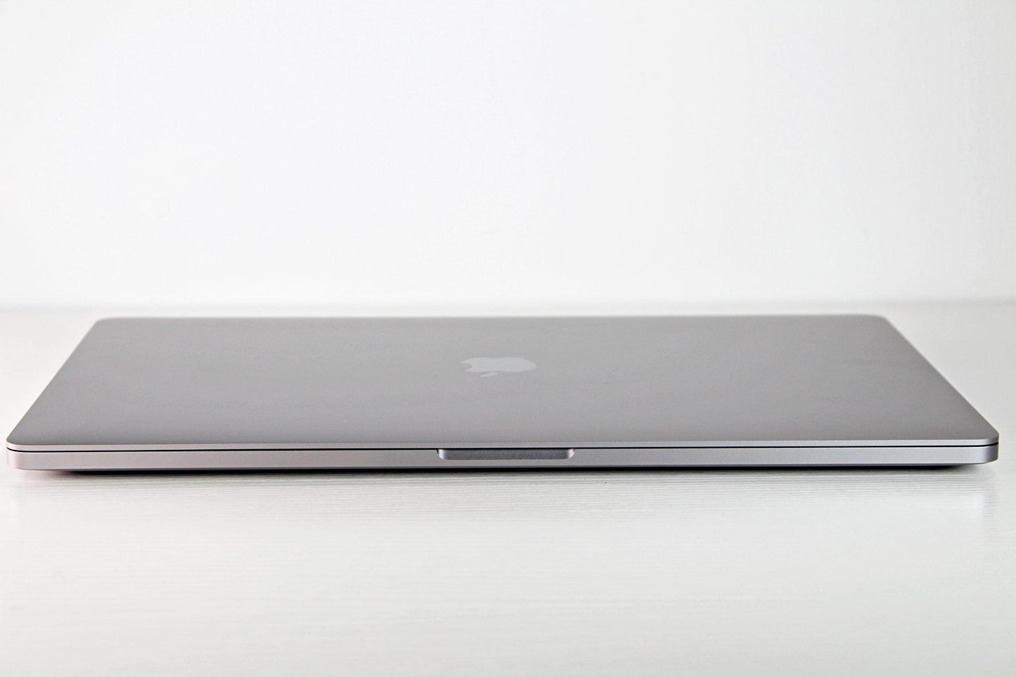 MacBook Pro (2019) 16-Inch - 2.4GHz Core i9 - 5500M - 32GB RAM - 2TB SSD - Great Condition