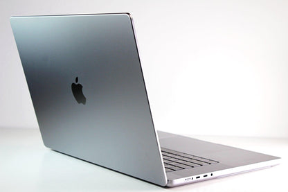 MacBook Pro (2023) 16-inch – Apple M2 Max 12-Core CPU • 38-Core GPU – Space Gray