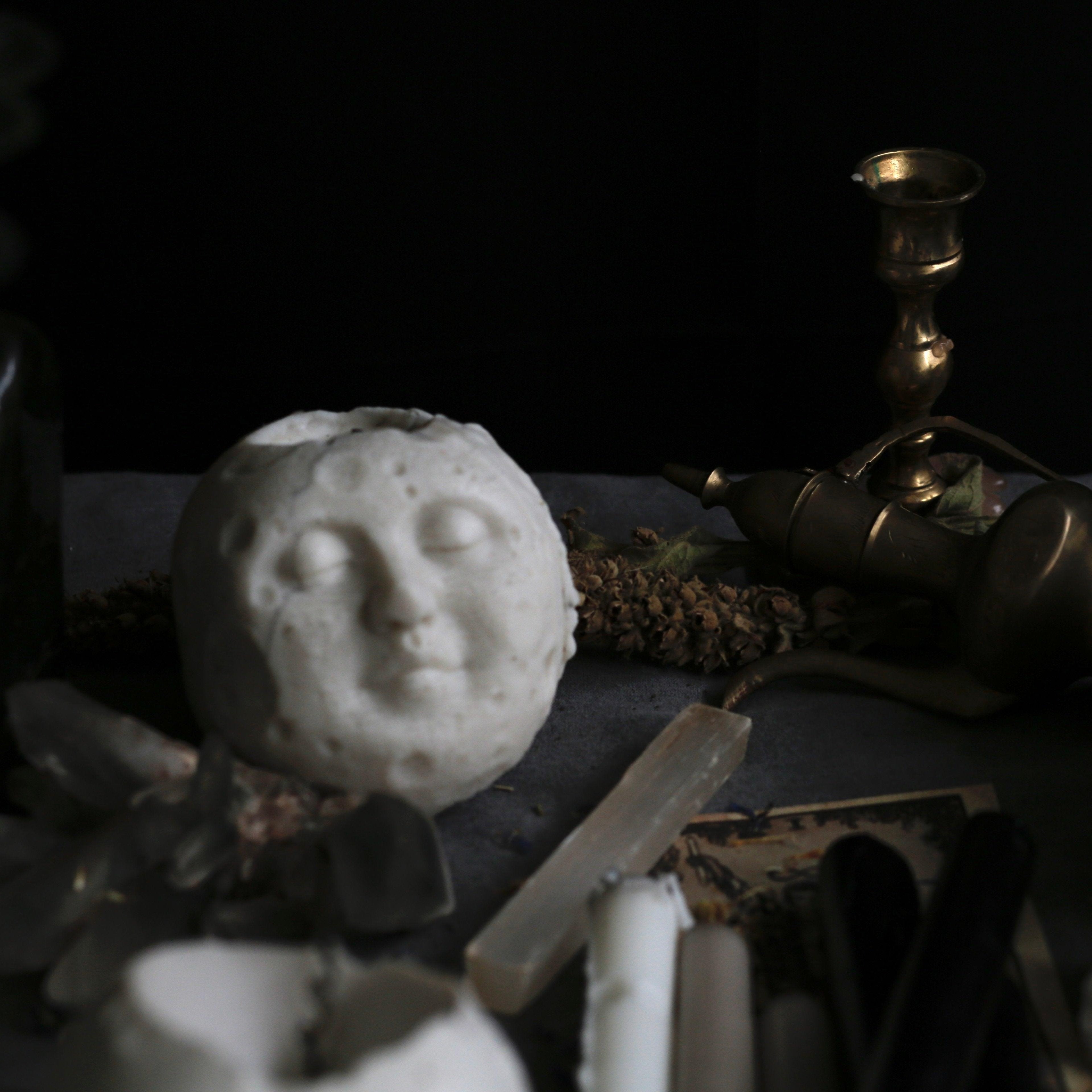 Full Moon Candle - Mac's Got More