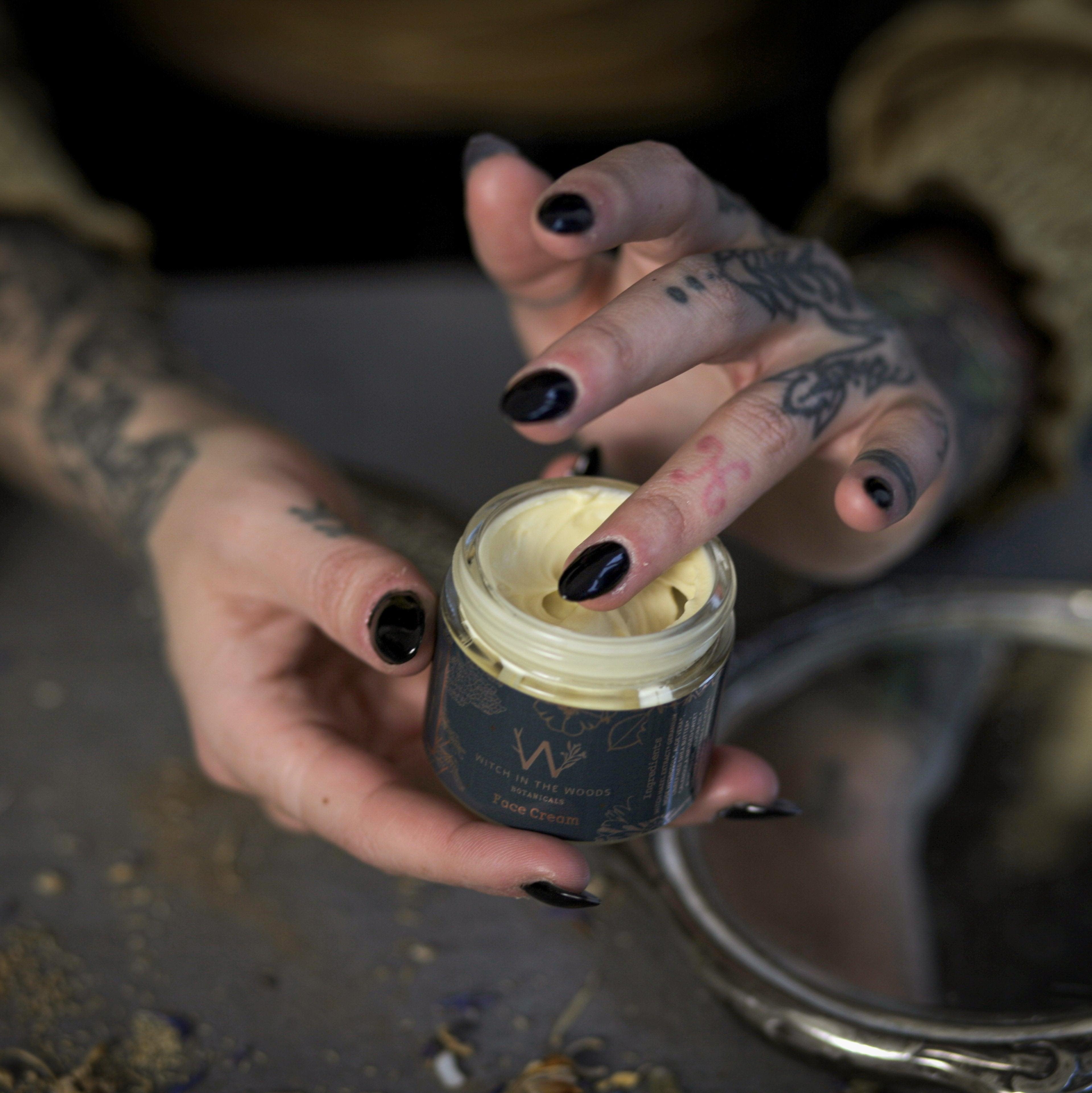 Hydrating Face Cream - Mac's Got More