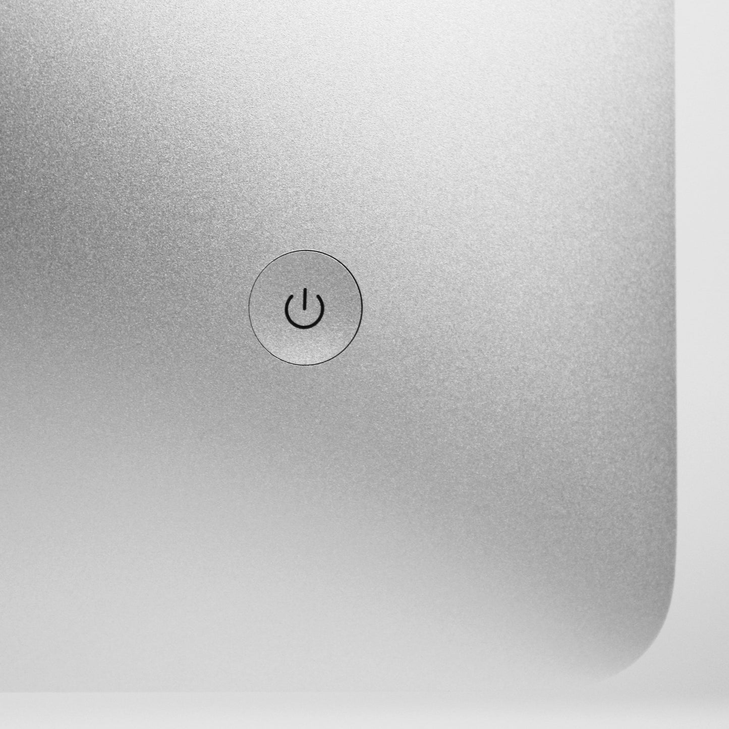 iMac (2019) 27-inch 5K – Intel Core i5 3.1GHz – 8GB RAM 1TB Fusion • Radeon 575X • Excellent