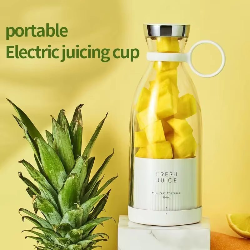 Portable Mini Fruit Blender– Fresh Smoothies Anytime, Anywhere - Mac's Got More